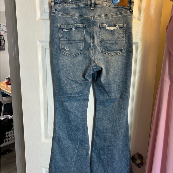 American eagle hi-rise flare(next level stretch) distressed jeans. Size 14 reg - Picture 2 of 4